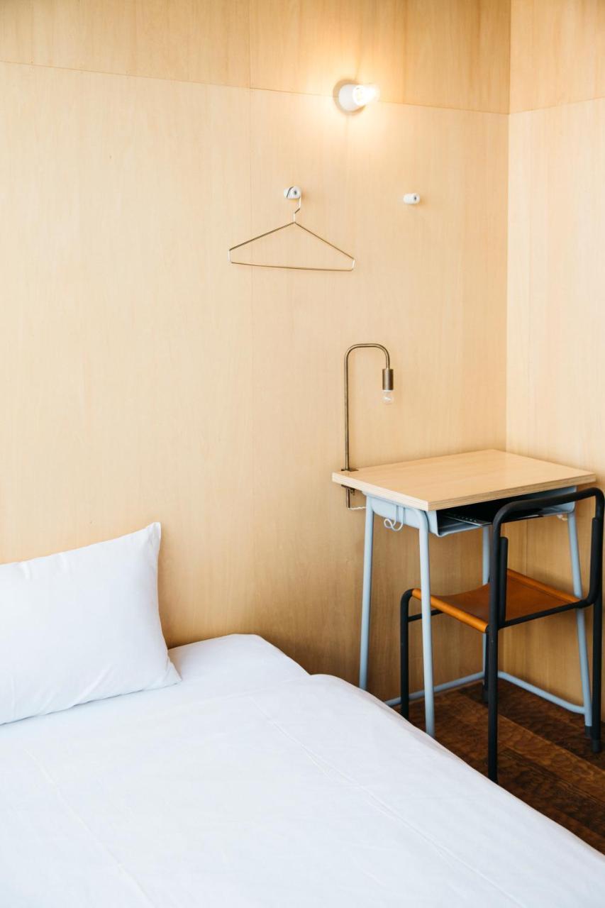 Akune Iwashi Building Hostel מראה חיצוני תמונה